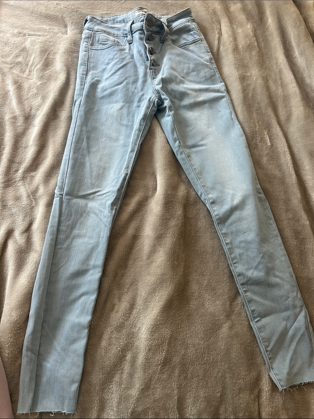 Skinny High-Rise Light Blue Jeans - Women